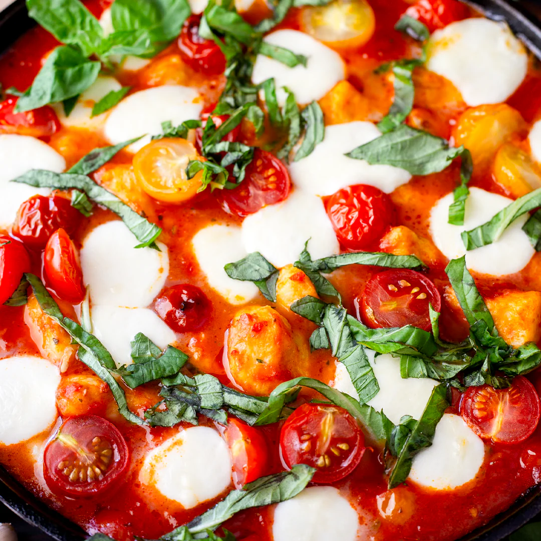 Tomato & Basil Pasta Sauce - Image 3
